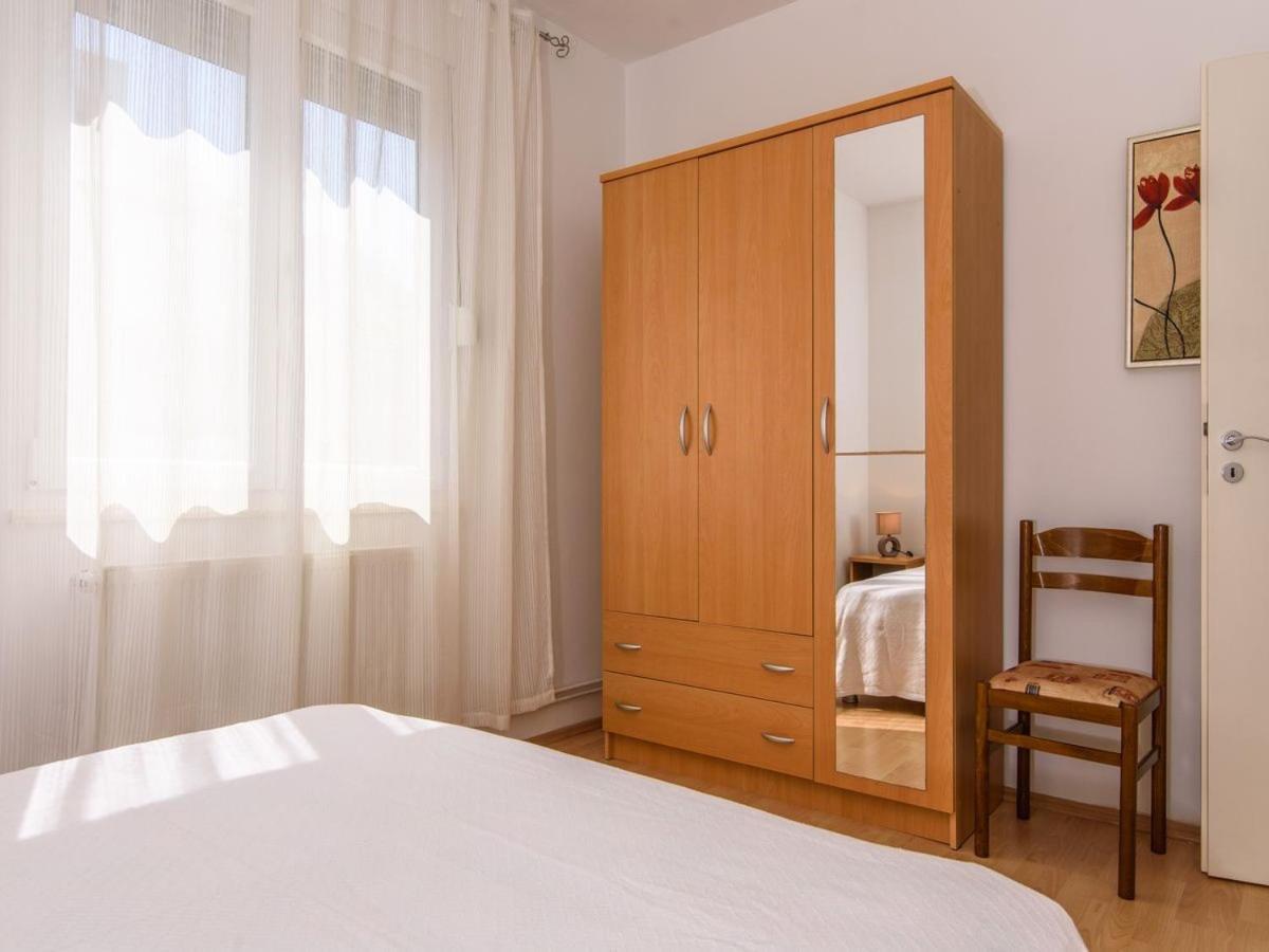 Apartments Beba - Peaceful Location Τρογκίρ Εξωτερικό φωτογραφία