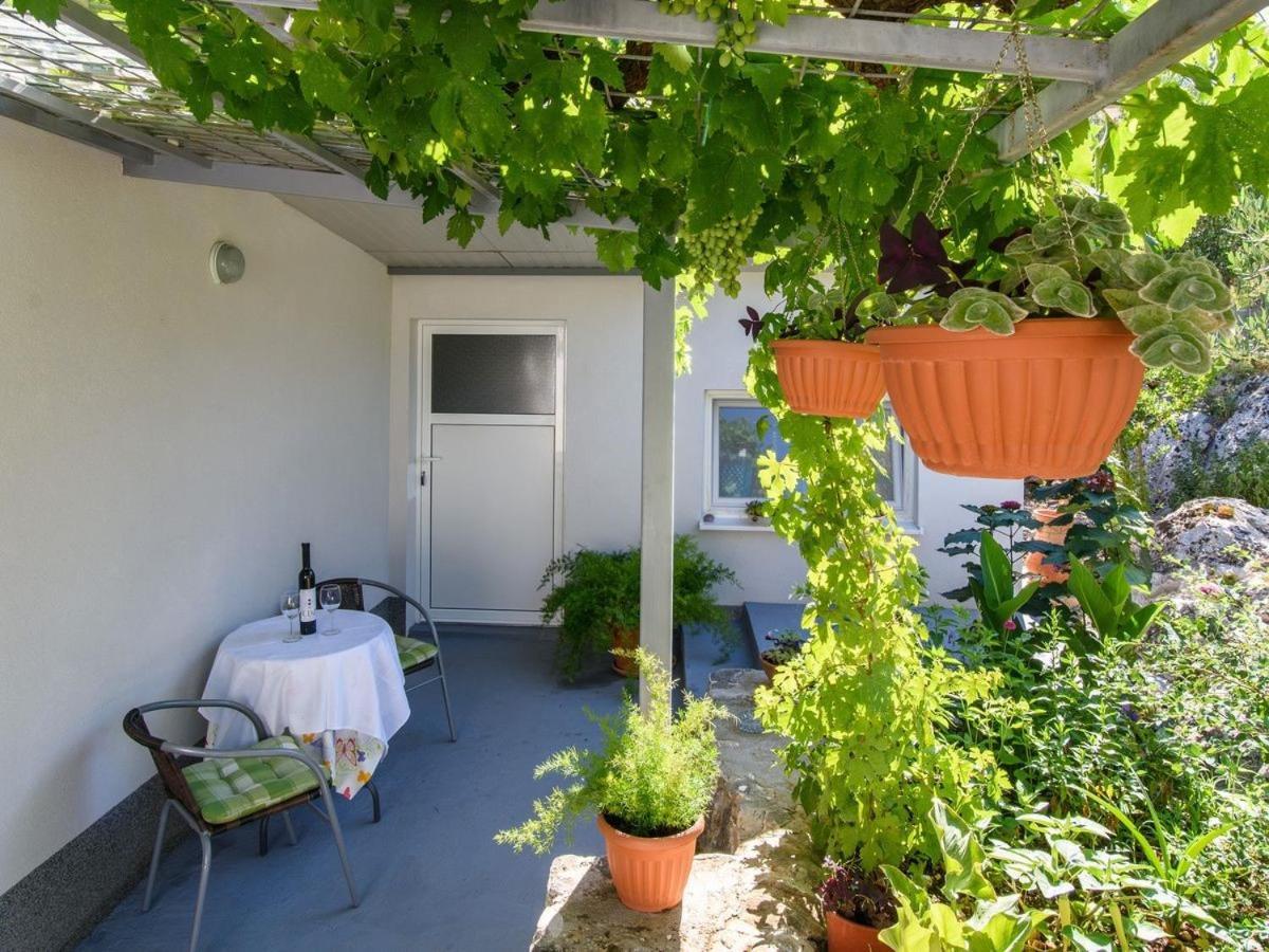 Apartments Beba - Peaceful Location Τρογκίρ Εξωτερικό φωτογραφία