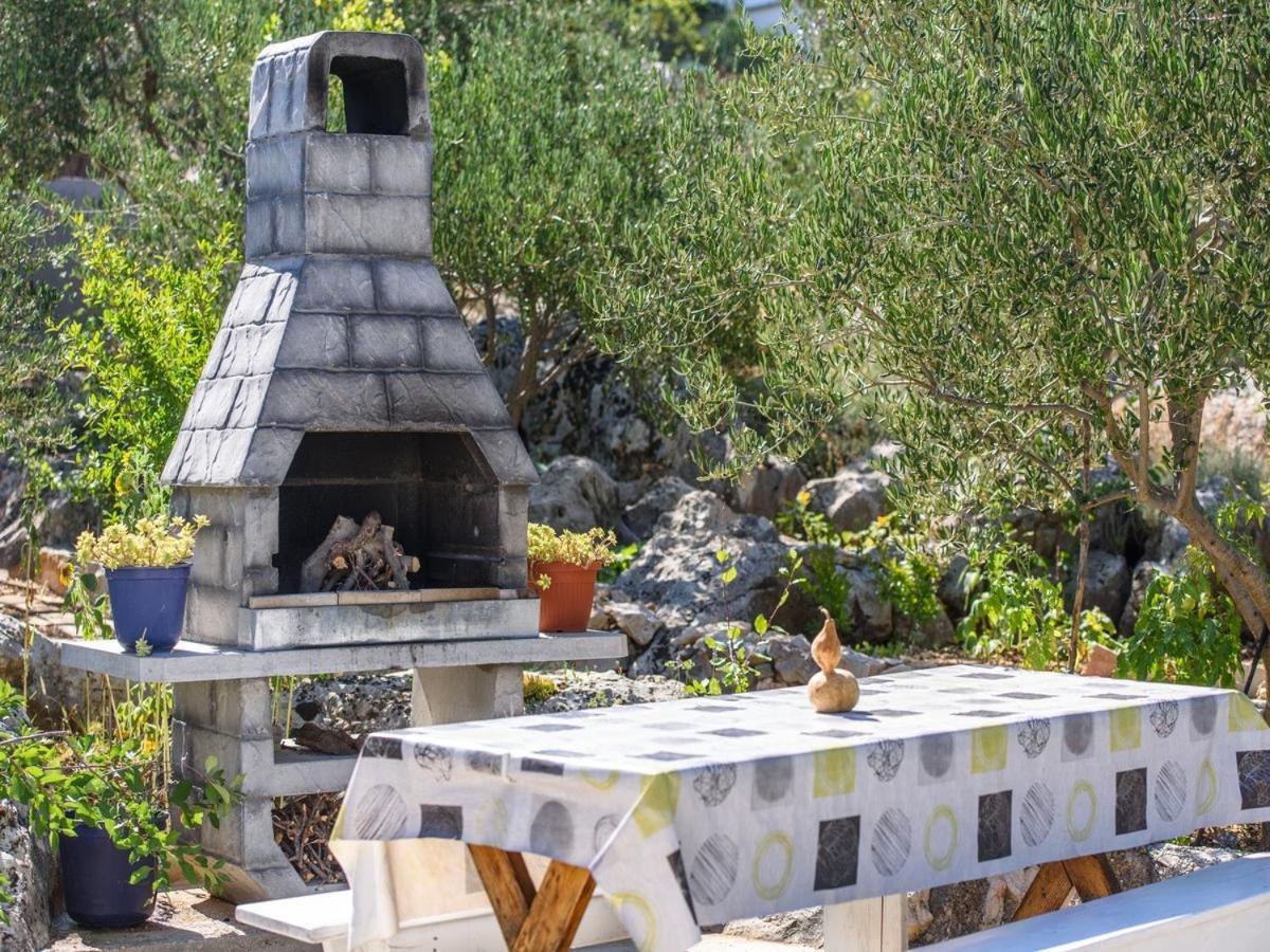 Apartments Beba - Peaceful Location Τρογκίρ Εξωτερικό φωτογραφία